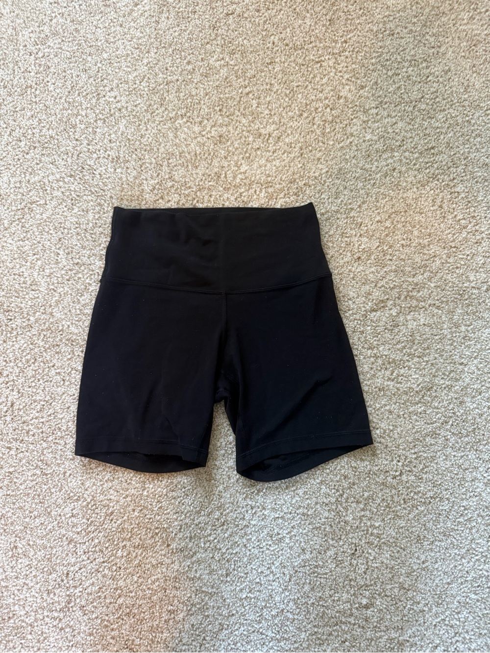 lululemon athletica Align Black High-Waist Bike Shorts 6” - Picture 2 of 2